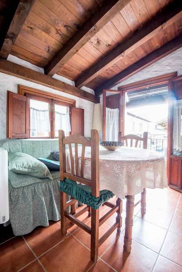 Casa Petra Apartment Miranda del Castanar Bagian luar foto