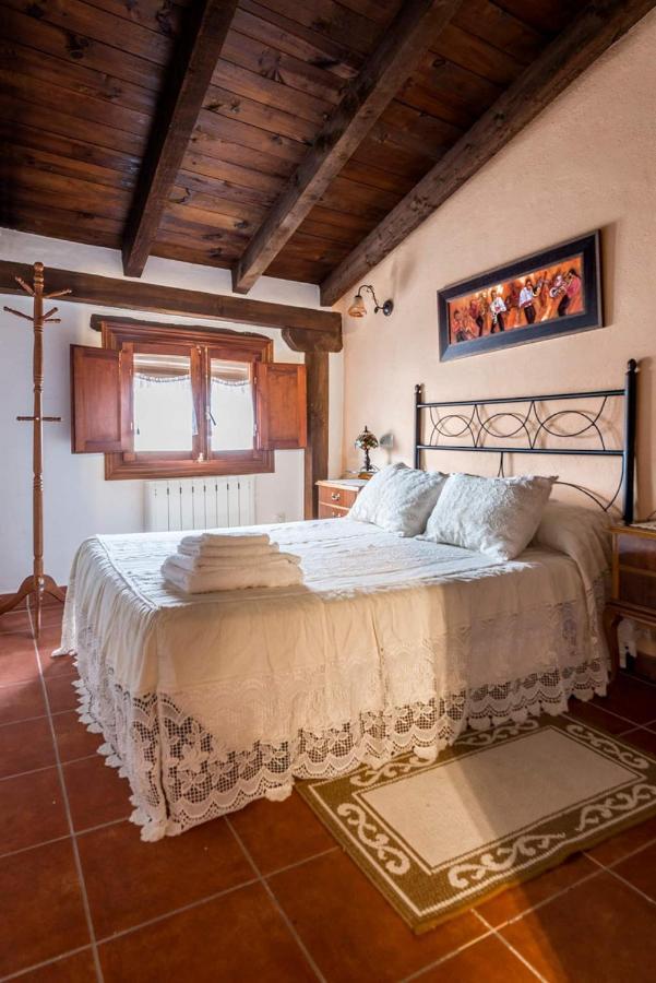 Casa Petra Apartment Miranda del Castanar Bagian luar foto